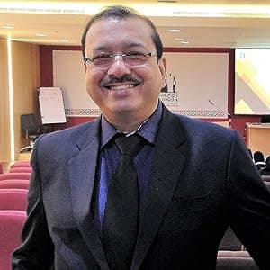 Dr. Sanjay Saxena